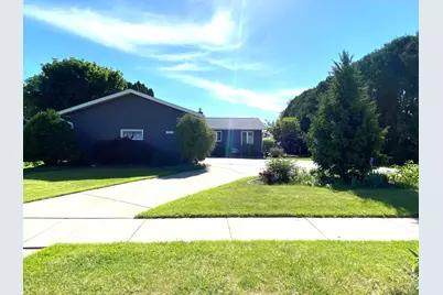 717  Mark St, West Salem, WI 54669 - Photo 4