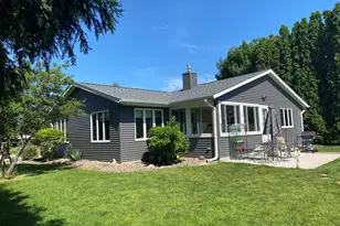 717 Mark St, West Salem, WI 54669 - Photo 36
