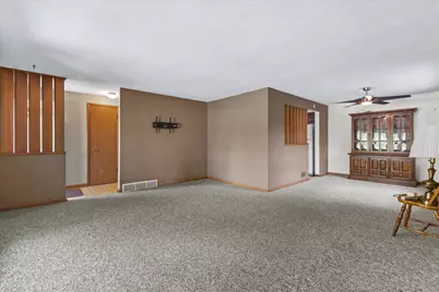 2833  Ohio St, Racine, WI 53405 - Photo 4