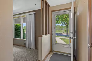 2833 Ohio St, Racine, WI 53405 - Photo 2