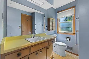 2833 Ohio St, Racine, WI 53405 - Photo 10