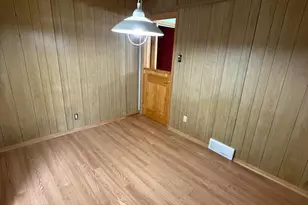 1705 S 71st St, West Allis, WI 53214 - Photo 6