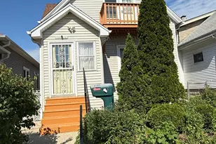 1705 S 71st St, West Allis, WI 53214 - Photo 2