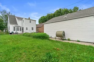4872 N 40th St, Milwaukee, WI 53209 - Photo 32