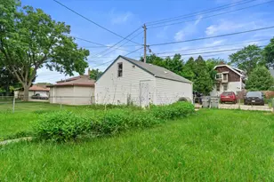 4872 N 40th St, Milwaukee, WI 53209 - Photo 30