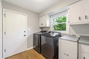 720 W Clovernook Ln, Glendale, WI 53217 - Photo 18