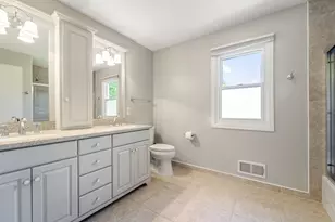 720 W Clovernook Ln, Glendale, WI 53217 - Photo 24