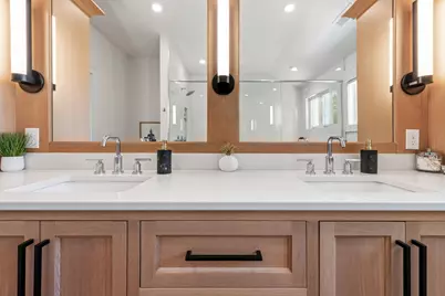815 E Birch Ave, Whitefish Bay, WI 53217 - Photo 32
