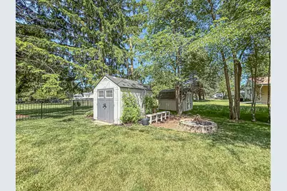 21660  Mayrose Blvd, Brookfield, WI 53045 - Photo 46