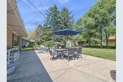 21660  Mayrose Blvd, Brookfield, WI 53045 - Photo 40