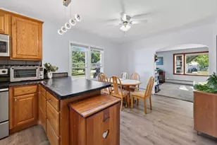 305 1st Ave, Holmen, WI 54636 - Photo 16
