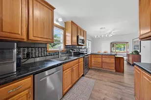 305 1st Ave, Holmen, WI 54636 - Photo 18