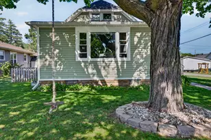 305 1st Ave, Holmen, WI 54636 - Photo 8