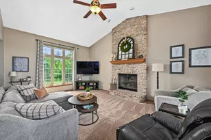 S89W31671 Cooper Pkwy, Mukwonago, WI 53149 - Photo 6
