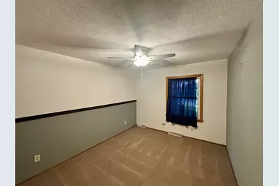 506  Cheyenne Dr, Waukesha, WI 53188 - Photo 16