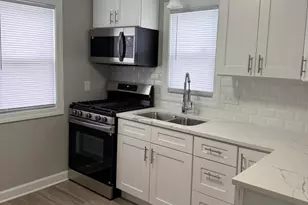 4853 N 60th St, Milwaukee, WI 53218 - Photo 10