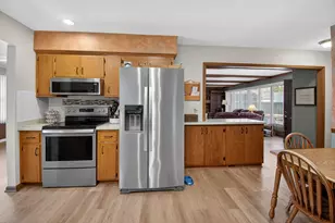 116 Virginia St, Racine, WI 53405 - Photo 8