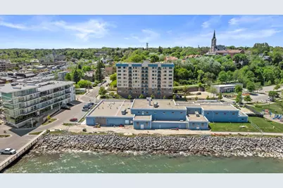 415 N Lake St #203, Port Washington, WI 53074 - Photo 24