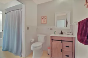 118 Evelyn Ln, Lake Geneva, WI 53147 - Photo 12
