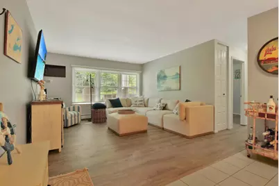 118  Evelyn Ln #D, Lake Geneva, WI 53147 - Photo 2