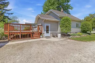 429 Center Ave, Oostburg, WI 53070 - Photo 24