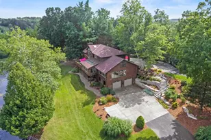 6215 Riesch Rd, West Bend, WI 53095 - Photo 1