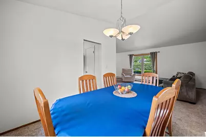 16005 W Allison Dr, New Berlin, WI 53151 - Photo 8