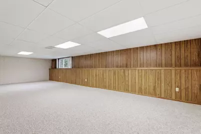 4650 S Forest Point Blvd, New Berlin, WI 53151 - Photo 20