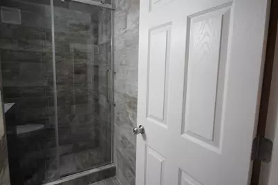 2715 S 50th St, Milwaukee, WI 53219 - Photo 10