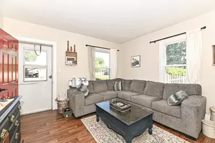 726 High St, Racine, WI 53182 - Photo 2