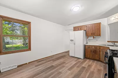 S104W20472  Tina Dr, Muskego, WI 53150 - Photo 14