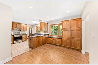 12400  Elmhurst Pkwy, Elm Grove, WI 53122 - Photo 12