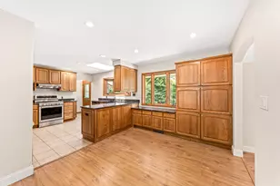 12400 Elmhurst Pkwy, Elm Grove, WI 53122 - Photo 12