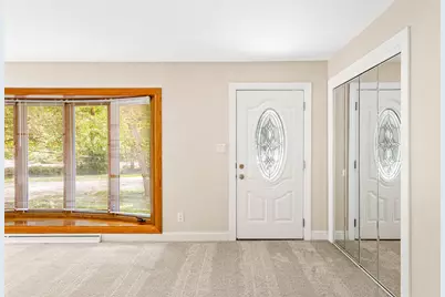 12400  Elmhurst Pkwy, Elm Grove, WI 53122 - Photo 8