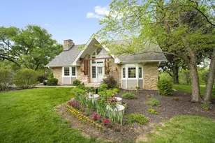N24W26730 Accent Ct, Pewaukee, WI 53072 - Photo 2