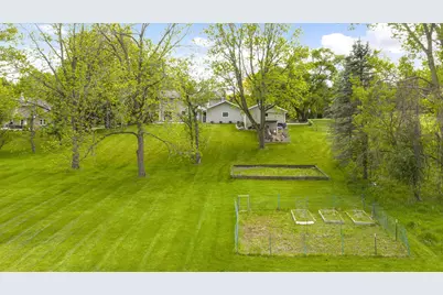 N24W26730  Accent Ct, Pewaukee, WI 53072 - Photo 48