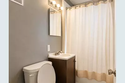 815 S 22nd St #815A, 817, Milwaukee, WI 53204 - Photo 10