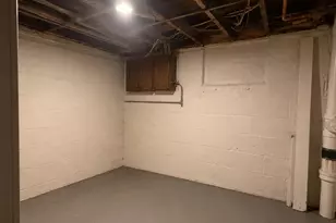815 S 22nd St, Milwaukee, WI 53204 - Photo 12