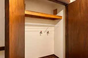2375 S 16th St, Milwaukee, WI 53215 - Photo 22