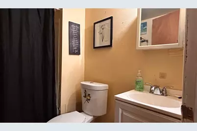 2375 S 16th St #2377, Milwaukee, WI 53215 - Photo 20