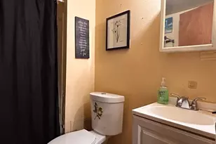 2375 S 16th St, Milwaukee, WI 53215 - Photo 20