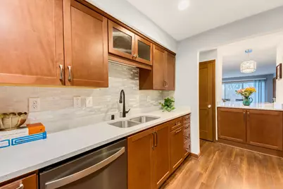 2525 S Shore Dr #1D, Milwaukee, WI 53207 - Photo 18