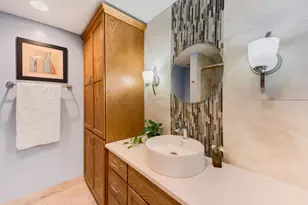 2525 S Shore Dr, Milwaukee, WI 53207 - Photo 26