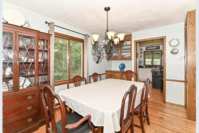 21601 W Lochinvar Ln, New Berlin, WI 53146 - Photo 8