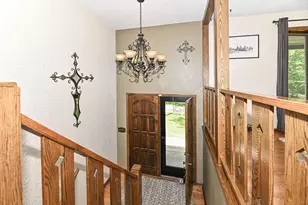 21601 W Lochinvar Ln, New Berlin, WI 53146 - Photo 4