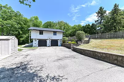 21601 W Lochinvar Ln, New Berlin, WI 53146 - Photo 46