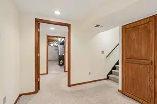 S72W16171 Edith Ct, Muskego, WI 53150 - Photo 28