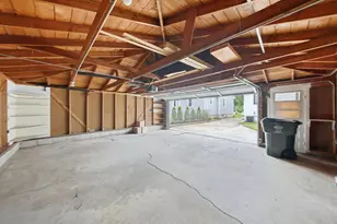 4626 N River Park Blvd, Glendale, WI 53209 - Photo 32