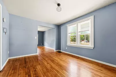 1006 E Land Pl, Milwaukee, WI 53202 - Photo 8