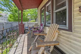 1006 E Land Pl, Milwaukee, WI 53202 - Photo 2